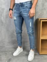 Muške svetlo plave slim fit farmerice sa pocepanim detaljima - Slika 3