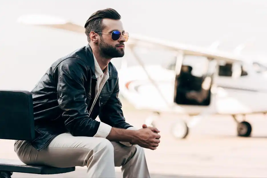 kozna jakna i naocare