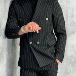 Muško dvoredno odelo na pruge – crno slim fit odelo