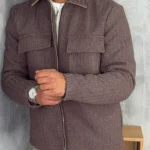 Muška jakna sa teksturnim materijalom i džepovima