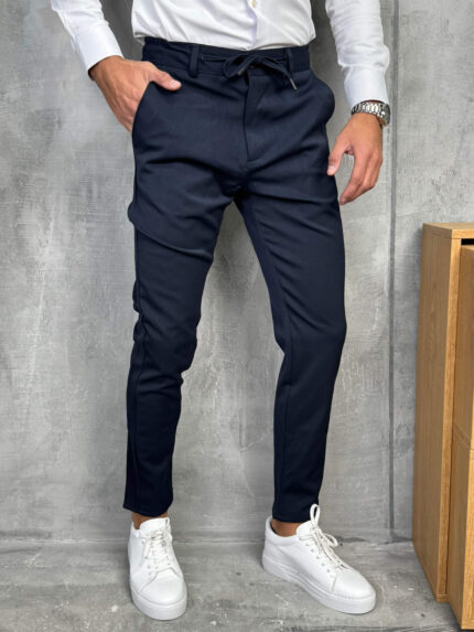 Elegantne zimske pantalone sa vezivanjem u struku PZR3088