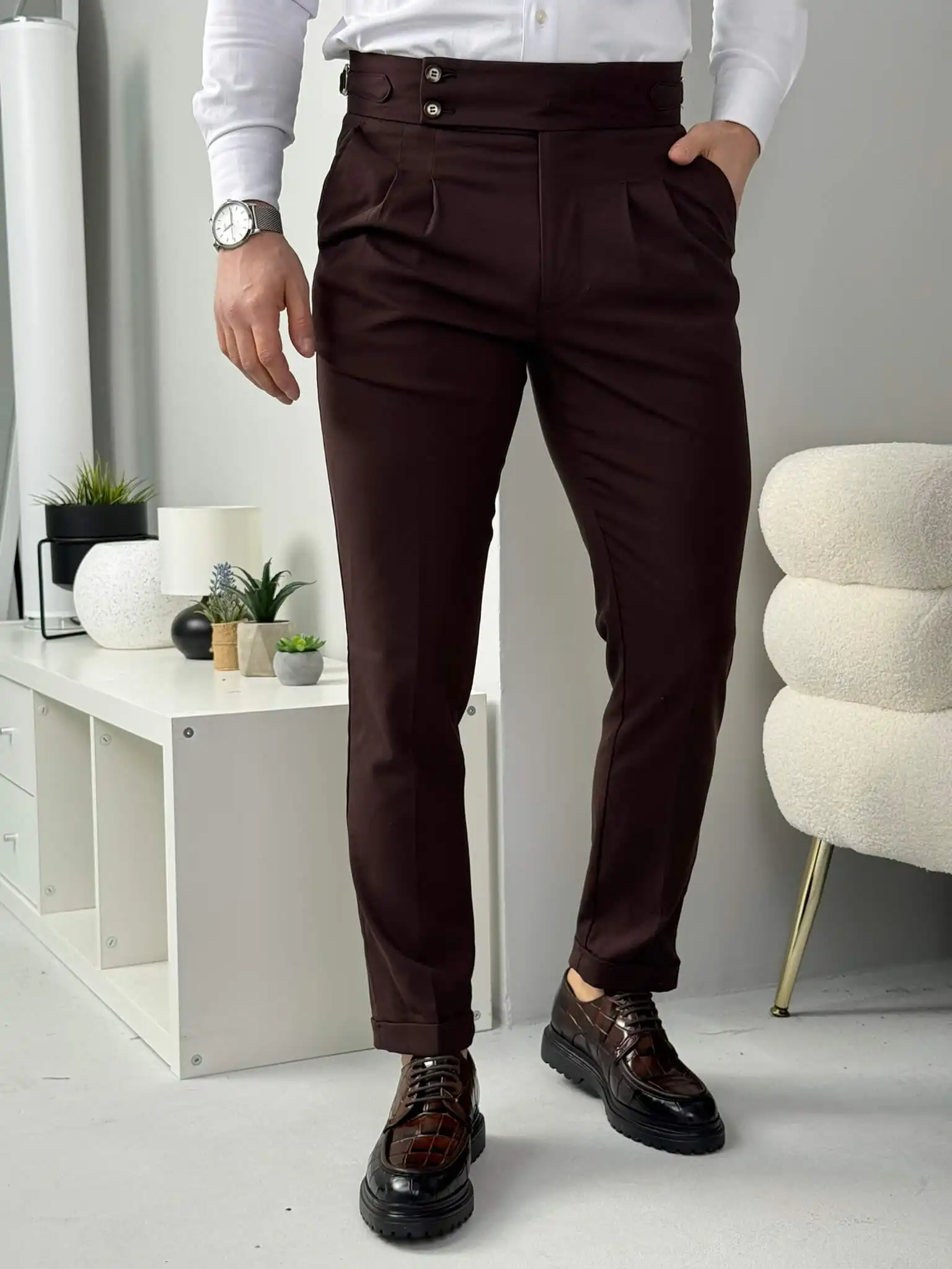 muske elegantne slim fit pantalone sa bocnim kopcama svecani model braon 1