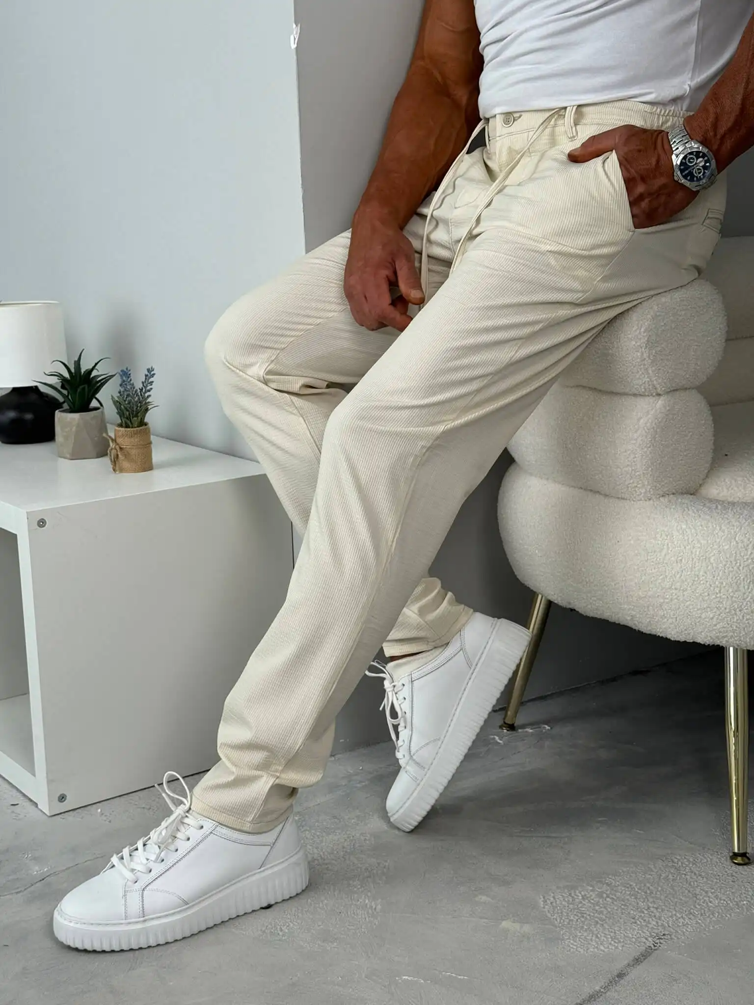 muske regular pantalone sa uckurom lagan model pzr3016 bela 4